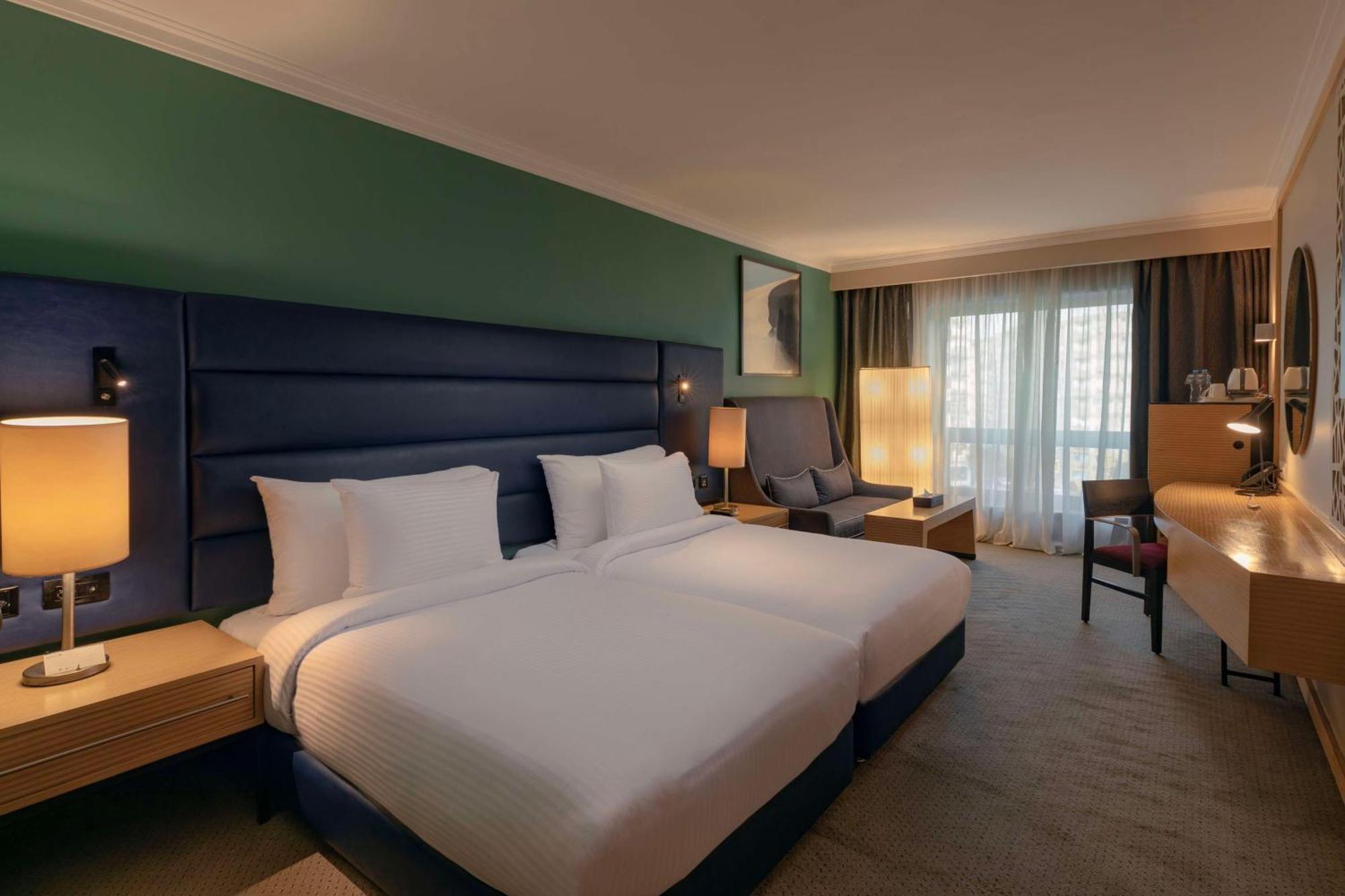 Radisson Blu Hotel, Heliopolis 4*